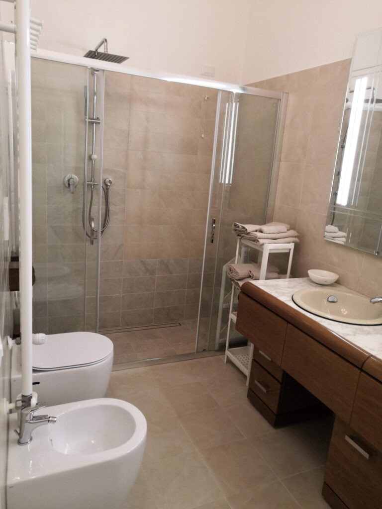 Empoli Campagna, Casa Vacanza Giardino, Piscina, Parcheggio Privati – foto 8